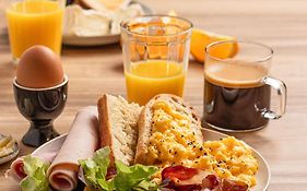 Hotel Ibis Porto Sul Europarque